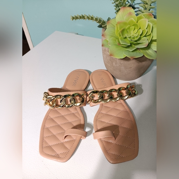 Anna Beige Sandals with Gold Chain Accent - Picture 2 of 5
